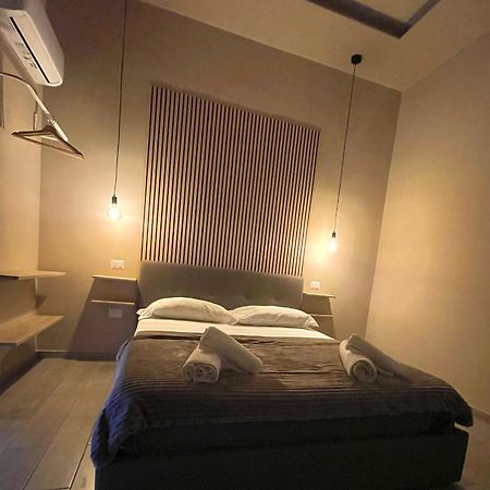 나폴리 Valentine'S House B&B 외부 사진