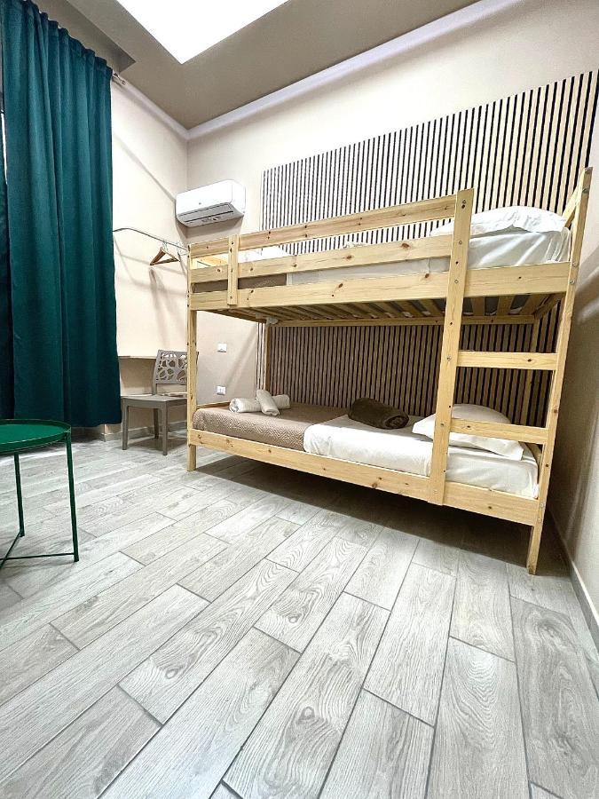 나폴리 Valentine'S House B&B 외부 사진
